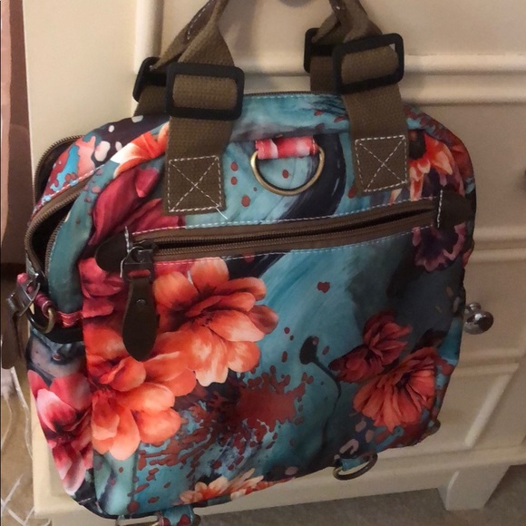 Backpack - Picture 4 of 4